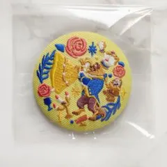 【新品未使用】ディズニー 刺繍缶バッジ2 美女と野獣