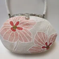 花柄刺繍 和装用バッグ オレンジ系総ビーズ 昭和に花開いた伝統工芸】和のビーズ刺繡コレクション『美しいビーズ