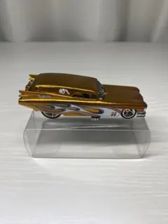 ホットウィール クラシックス '59 キャデラック ファニーカー チェイス
