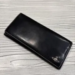 Vivienne Westwood レザー長財布 小銭入れ付き ファスナー