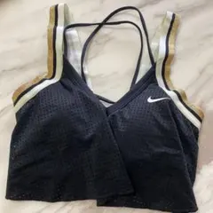 NIKE ナイキ スポーツブラ　XS