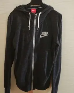 Nike ダークグレー パーカー Lサイズのサムネイル