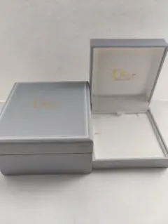 ディォール DIOR ネックレス ケース 空箱のサムネイル