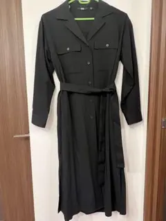 UNIQLO 黒 M ロングシャツワンピース
