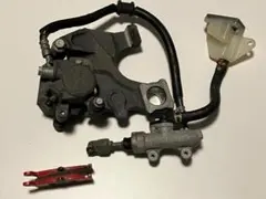 YZF-R1 2CR リアブレーキキャリパー マスターセット - メルカリ
