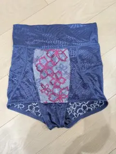 Item thumbnail for item 21a84b2c-b1b5-4dd8-8f9d-500c2d288b86