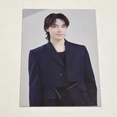 NEW_ IN JAPAN フーディー トレカ ディノ