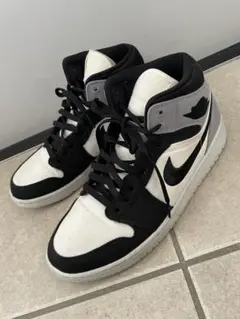 た*リ様 Air Jordan ハイカット野球スパイク 人気のパンダカラー