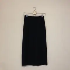 ユニクロ　ブラック タイトロングスカート