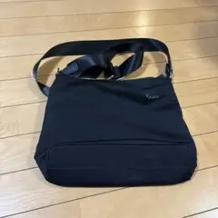 中古★カナナプロジェクト　黒色ショルダーバッグのサムネイル