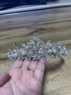 ティアラ　着画あり