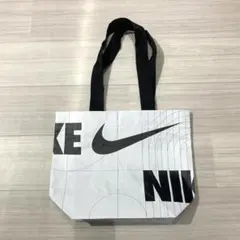 Item thumbnail for item aadde318-6fb0-4488-b884-09141f82da55