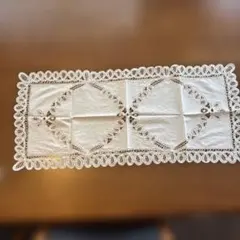 近沢レース、テーブルセンター