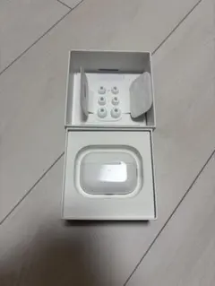 ジャンク　AirPods Pro第2世代本体 充電ケーブル付き