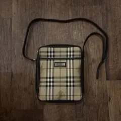 BURBERRY ショルダーバッグdrip swag ノヴァチェック レザーのサムネイル
