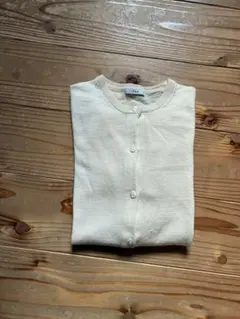 IENA アイボリーのカーディガン