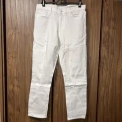 UNIQLO ホワイト スリムフィットデニム 23