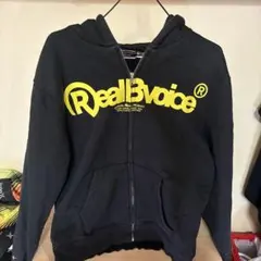お正月セール中！RealBvoice 黒 パーカーのサムネイル