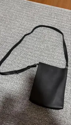 DEVICE ビッグ スクエア ショルダーバッグ ブラック メンズ レディース