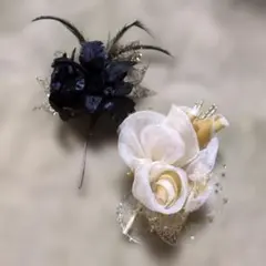 卒業式　入学式に！エレガントな黒　　ゴールド　花のコサージュ