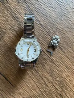 稼働品　CASIO レディース 腕時計 クォーツ ステンレスのサムネイル