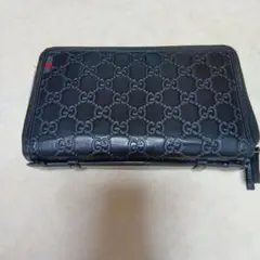 GUCCI グッチ GGエンボス ラウンドファスナー 長財布 ブラック
