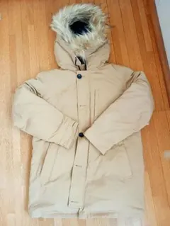 ベージュ ダウンジャケット ファー付きフード