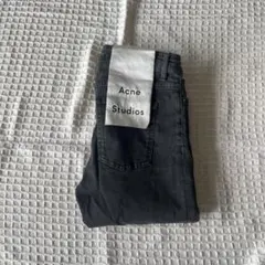 Item thumbnail for item bfbccd72-4f8a-4d04-afaf-74c9279a8754