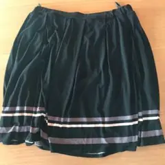 膝丈スカート