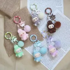 ラブブ　ミニぬいぐるみ　キーホルダー