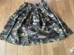 迷彩柄スカート