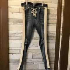 ☆ 美品　レイジートーキョー　サイドテープ　スキニー　ダメージ　ジーンズ　メンズのサムネイル