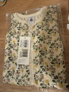 新品　プチバトー　花柄　プリントショートロンパース