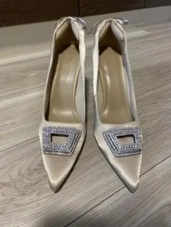 yello ビジュー ベージュ サテン ハイヒール パンプス パーティ