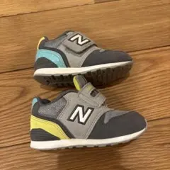 ニューバランス　996 13cm グレー/イエロー