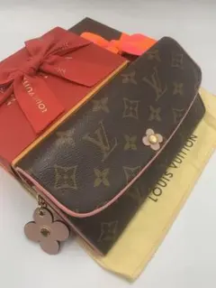 ルイヴィトン モノグラム ポルトフォイユ・エミリー フラワー 長財布