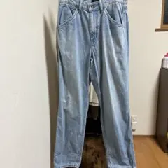 ライトブルー デニムパンツ