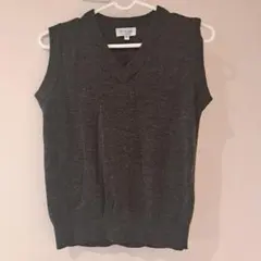 キッズ　ベスト　スクール　小学校　Vネック ダークグレー　140cm