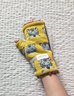 ☆フリーフィンガー手袋☆トラ柄ラスト