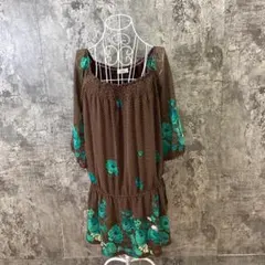 ✨iiMK✨アイアイエムケー♡ワンピースドレス♡茶色♡バラ柄♡おしゃれ♡(40)のサムネイル