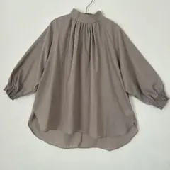 長袖 シャツ スタンドカラー　ふんわりシャツ