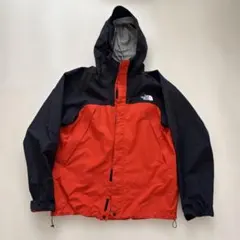 The North Face マウンテンパーカー 赤黒