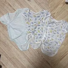 ユニクロ　コットンメッシュボディスーツ半袖　前開き2枚　被せ1枚　セット　70