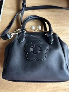 MARY QUANT ブラックショルダーバッグ