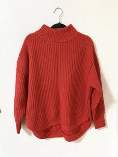 レッド ニットセーター サイズF