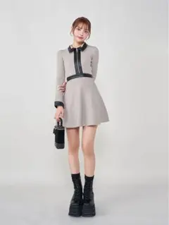 ダーリッチ Darich ロゴレザーフレアミニワンピース グレー