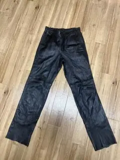 本革　パンツ　レザー