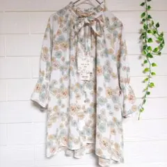 新品.未使用　UNIQLO&PAUL&JOE 七分袖　花柄ブラウス　S　リボン