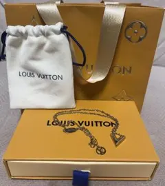 ルイヴィトン　エッセンシャルV ネックレス　ゴールド