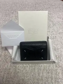 新品 25aw メゾン マルジェラ 折財布 灰色 牛革 小銭入れあり 18848 新品 25aw メゾン マルジェラ 折財布 灰色 牛革 小銭入れあり 18848
